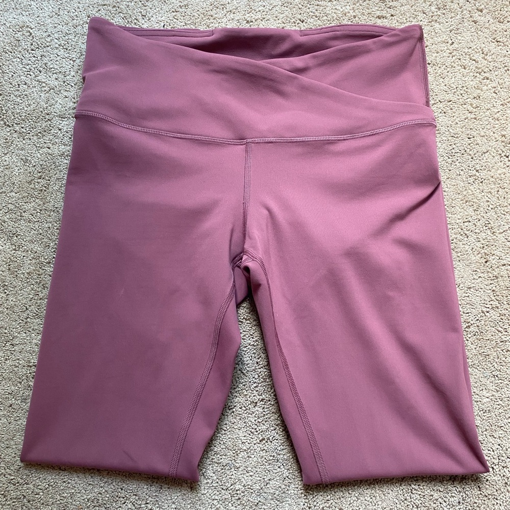 Lululemon Pink Leggings High-Waist Stretchy Fit